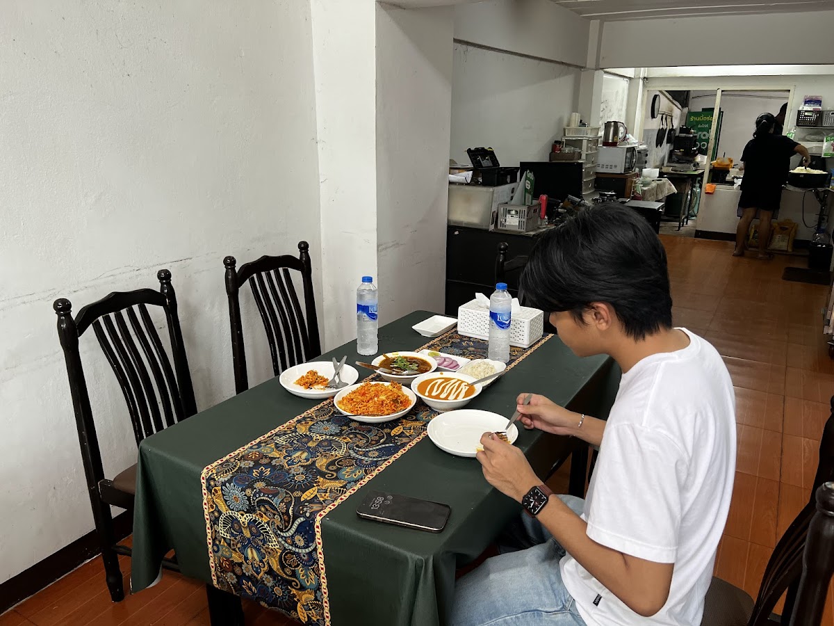Akbar Dhaba Indian-Paki Homemade Food Photo 10