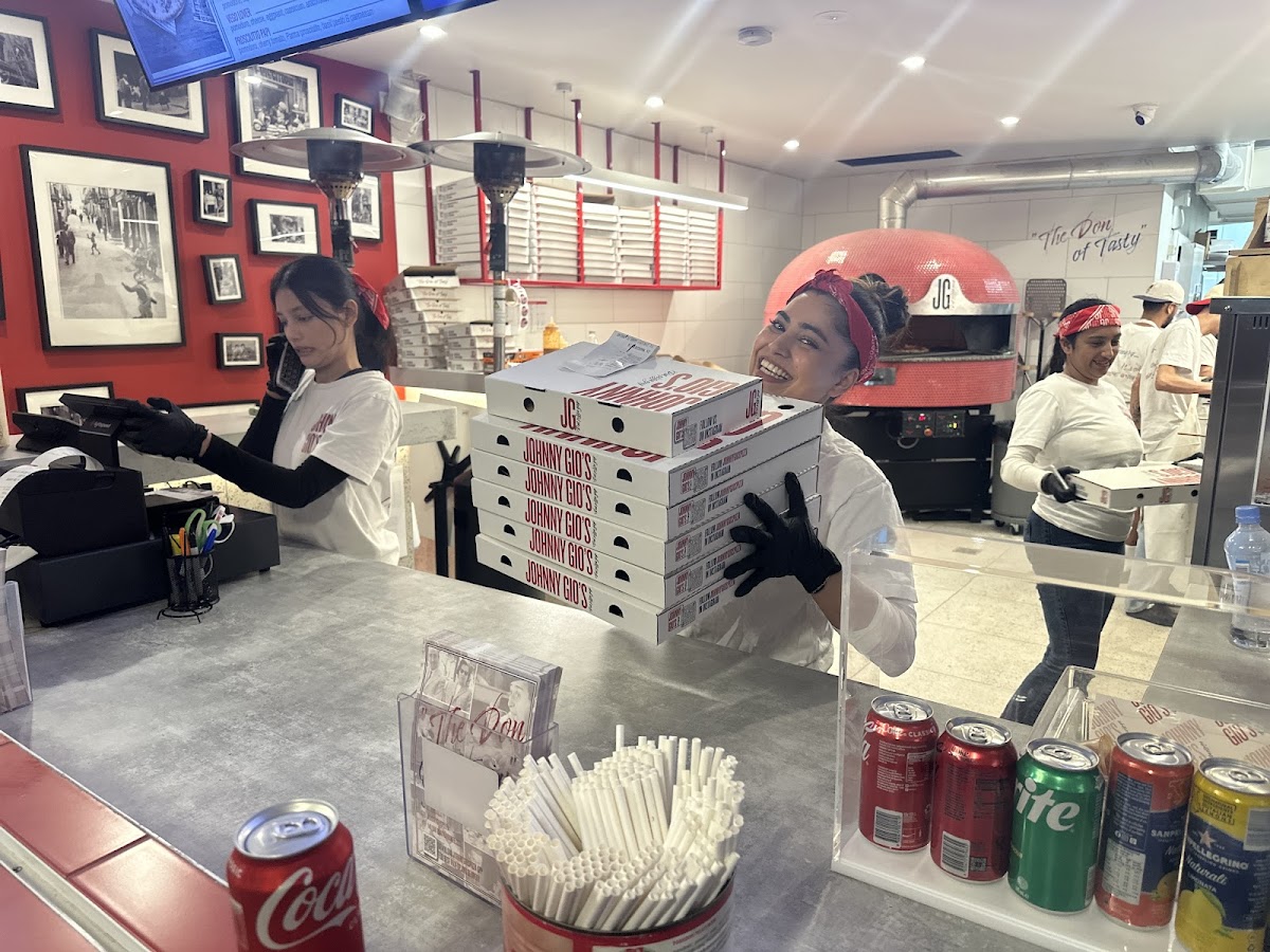 Johnny Gio's Pizza Kirrawee Photo 7