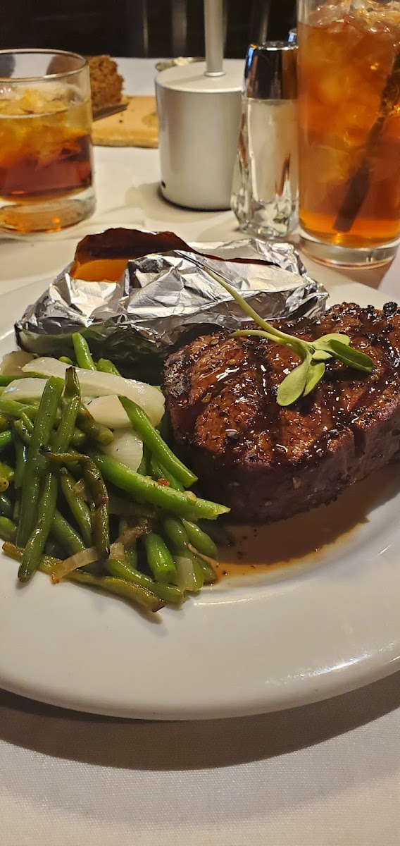Sterlings Grille Photo 4
