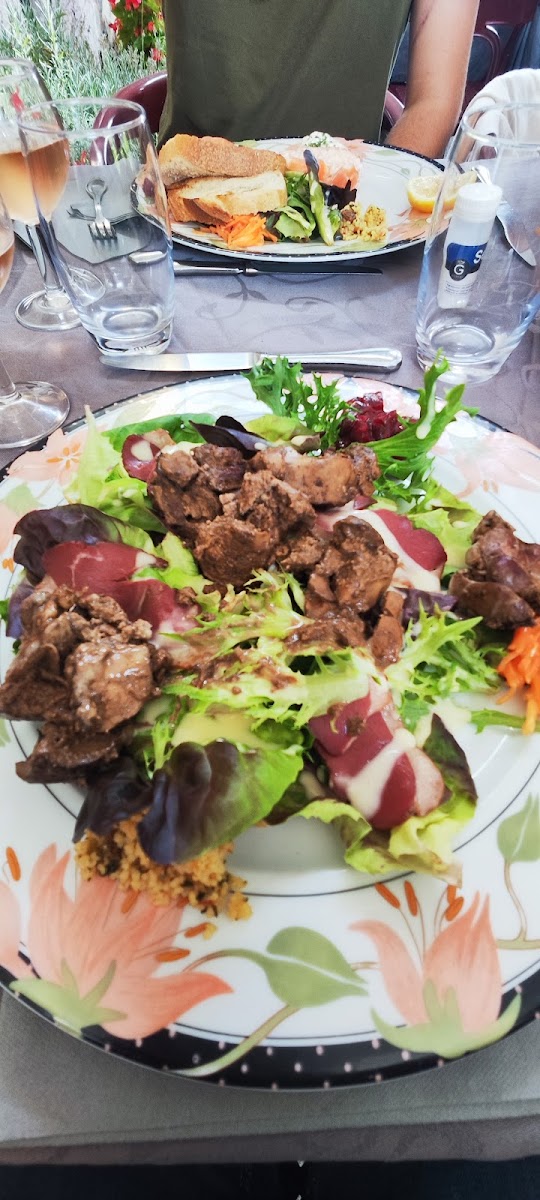 Restaurant La Tour de Boëge Photo 10