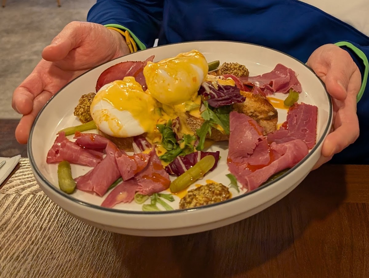 Kismet Contemporary Brunch and Meze Bar Photo 4