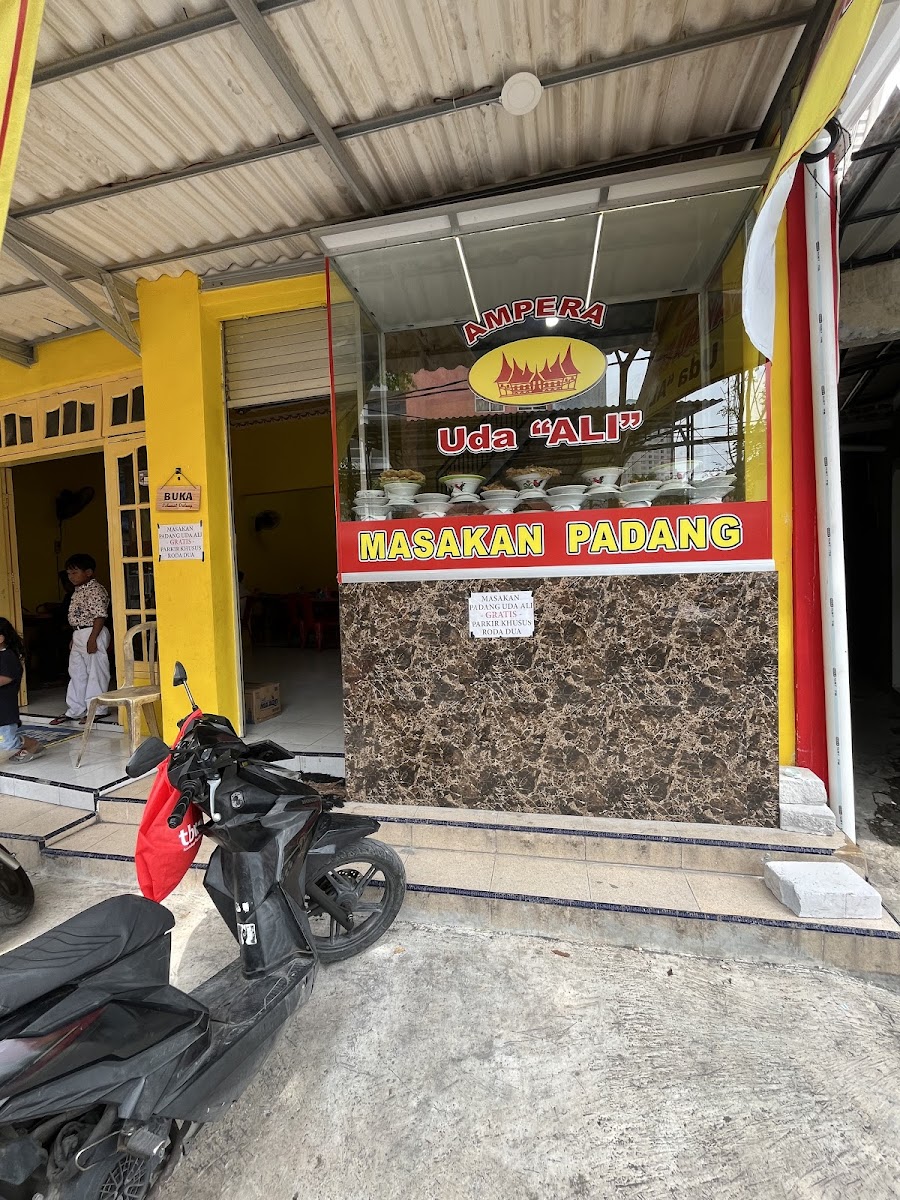 Masakan Padang Uda Ali