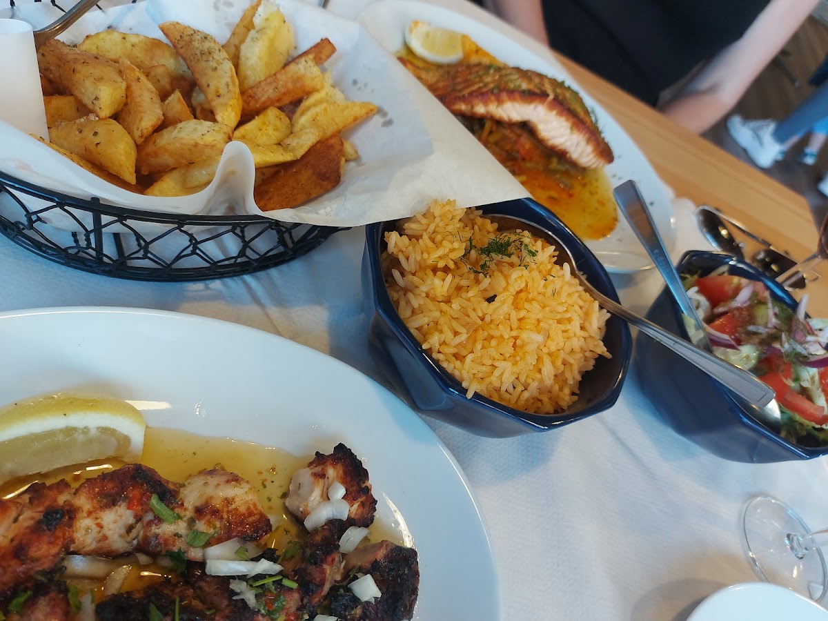 Santorini Greek Taverna Photo 5