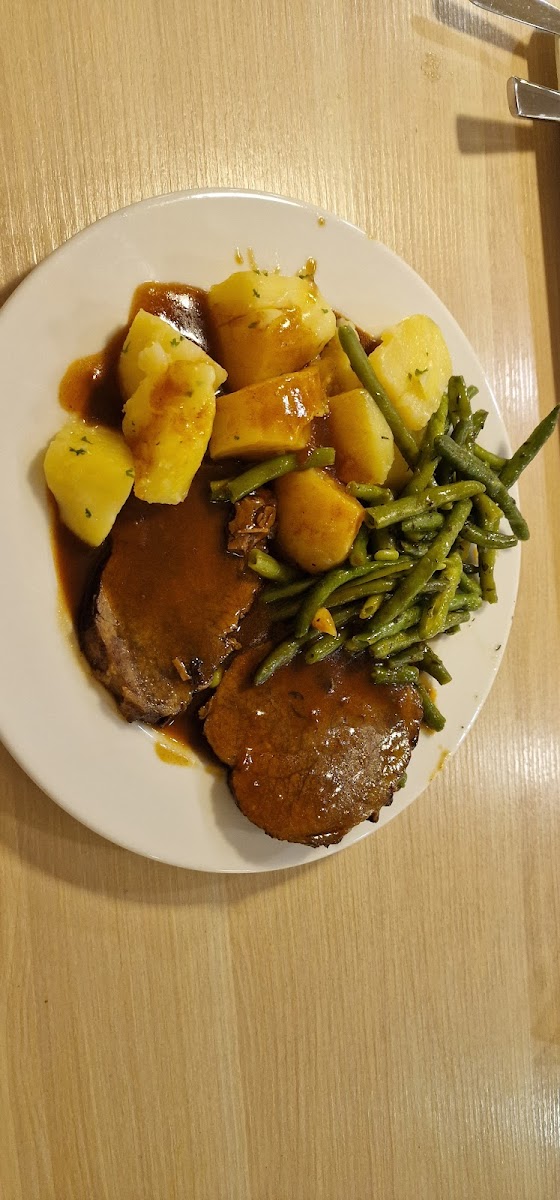 Schwarz Restaurant in der Rötelstraße 35 Photo 3