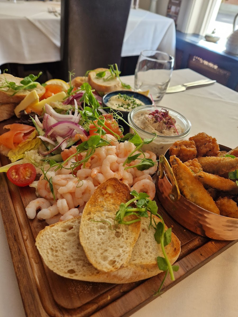 The Black Horse Restaurant Photo 7