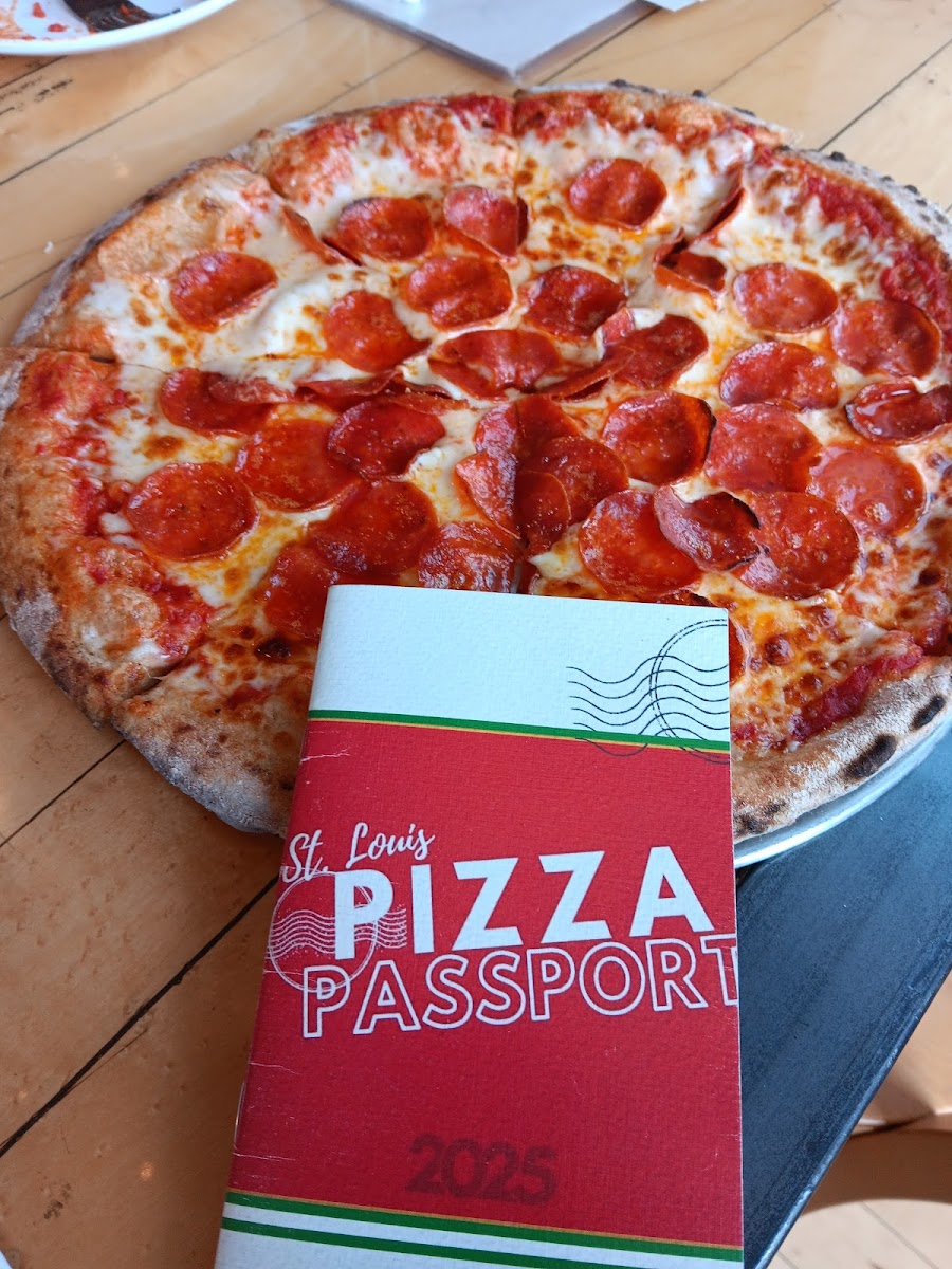 Red Oven Wood Fired Pizzas Photo 4