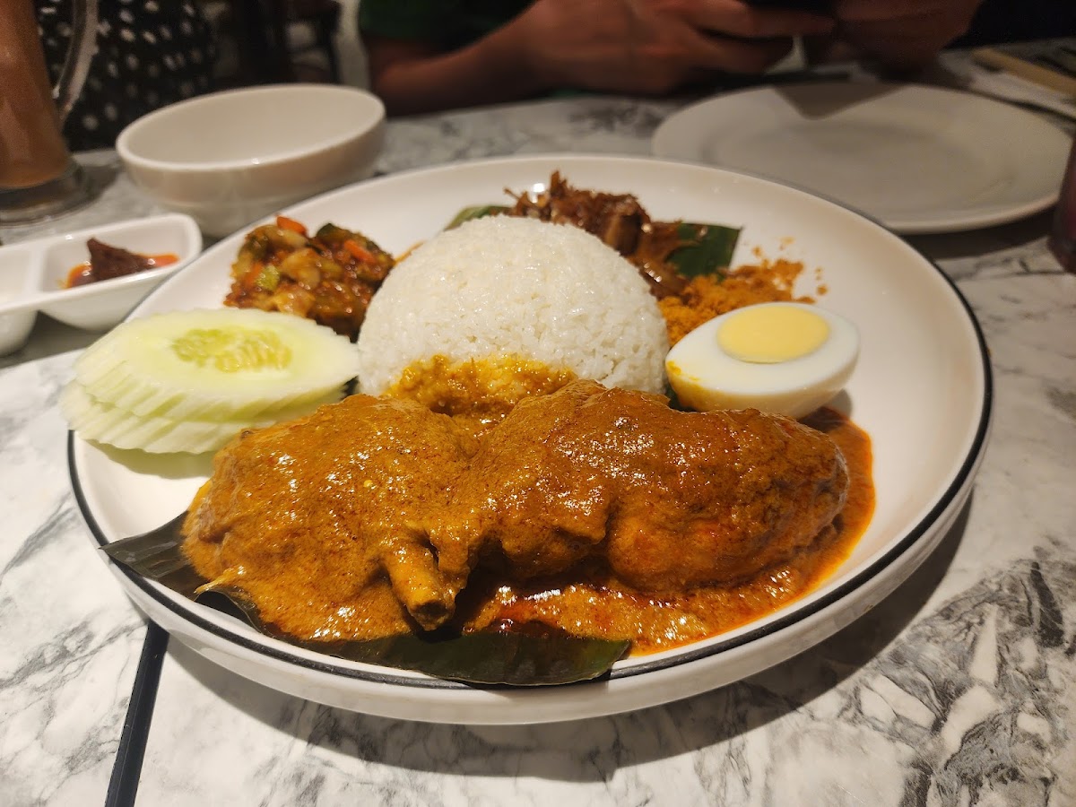 Madam Kwan's Suria KLCC Photo 5
