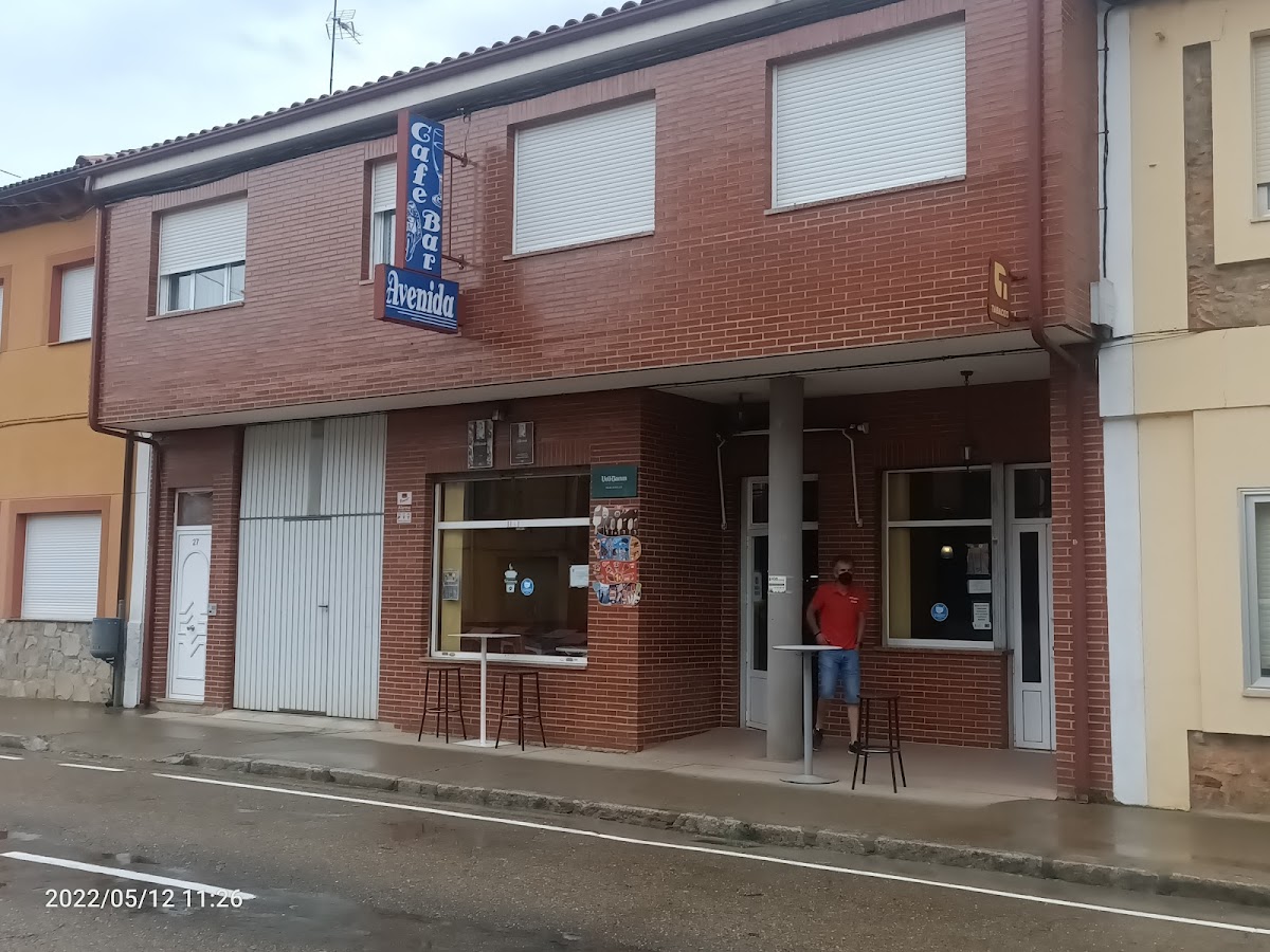 Cafe Bar Avenida Photo 2