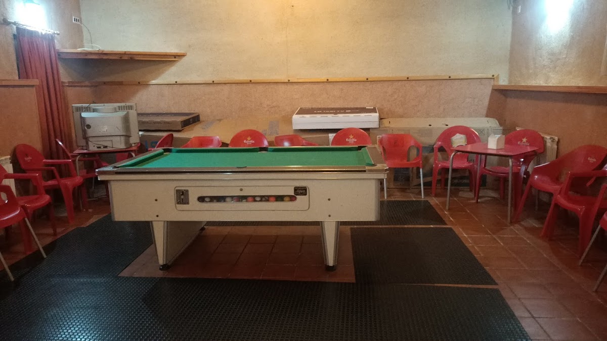 Cafe Bar Avenida Photo 4