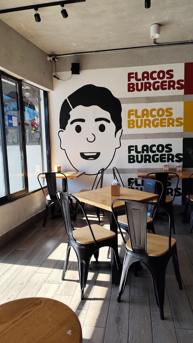 Flacos Burgers Photo 9