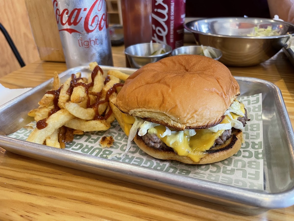 Flacos Burgers Photo 8