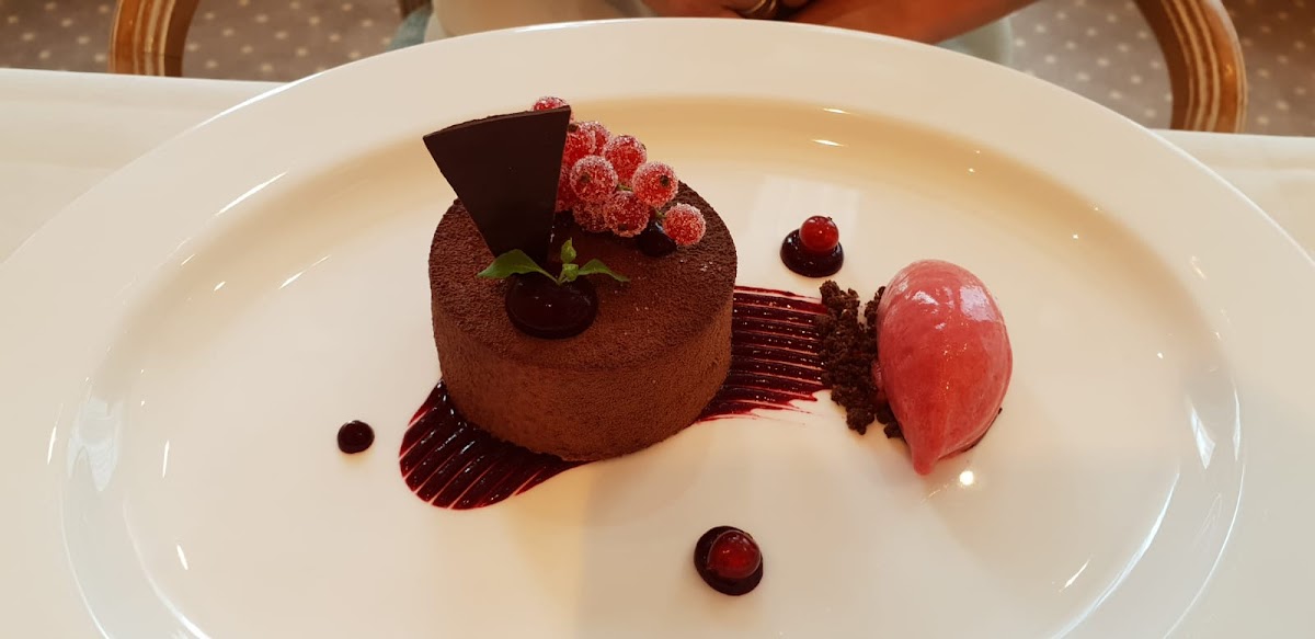 DEKRA Club Restaurant Photo 5