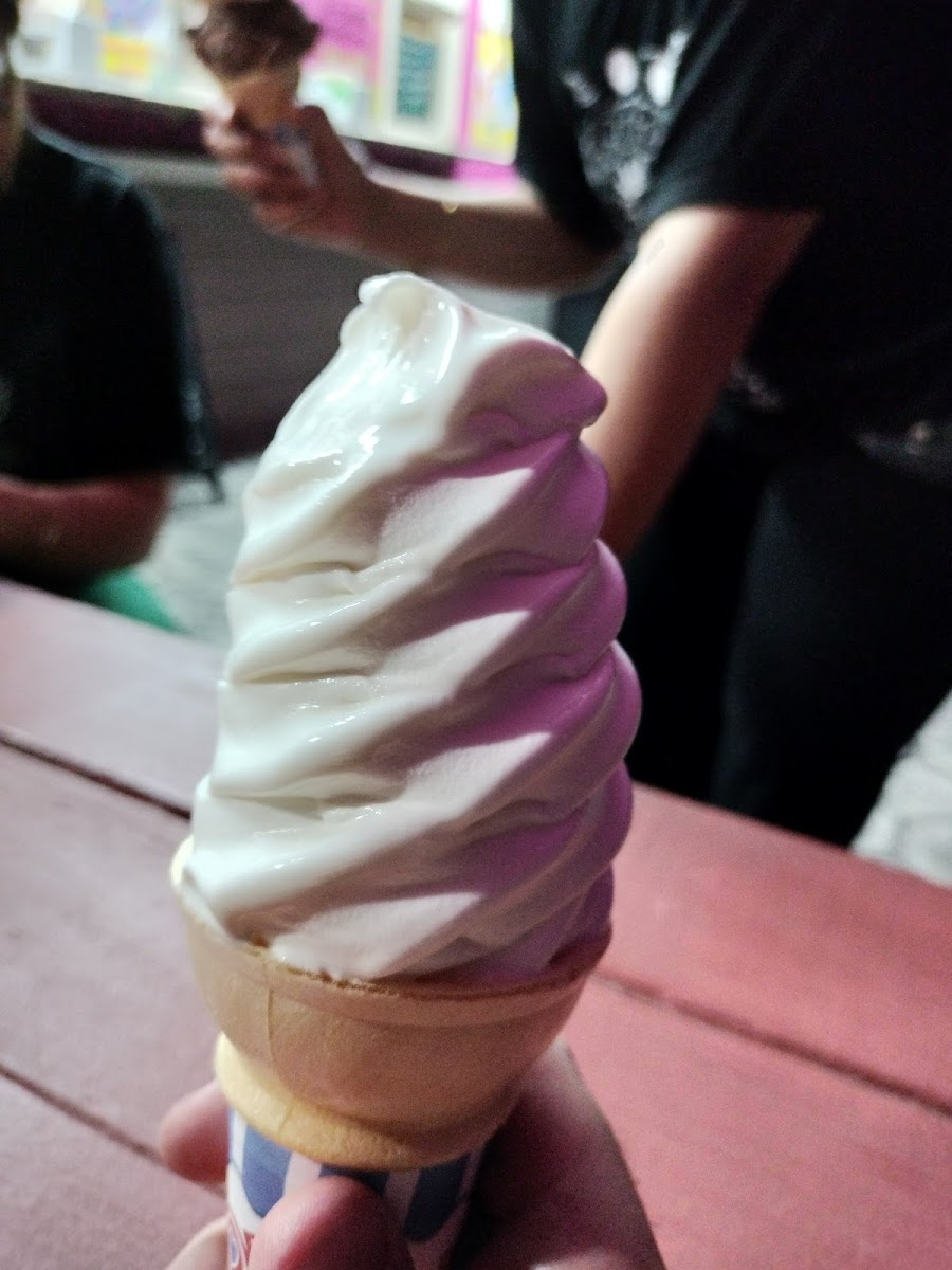 U Scream Ice Cream Photo 6