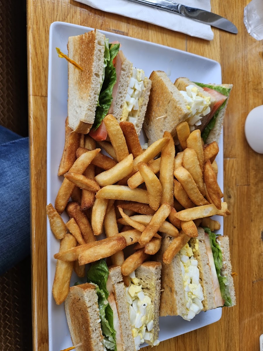 Sides Diner and Grill Photo 5