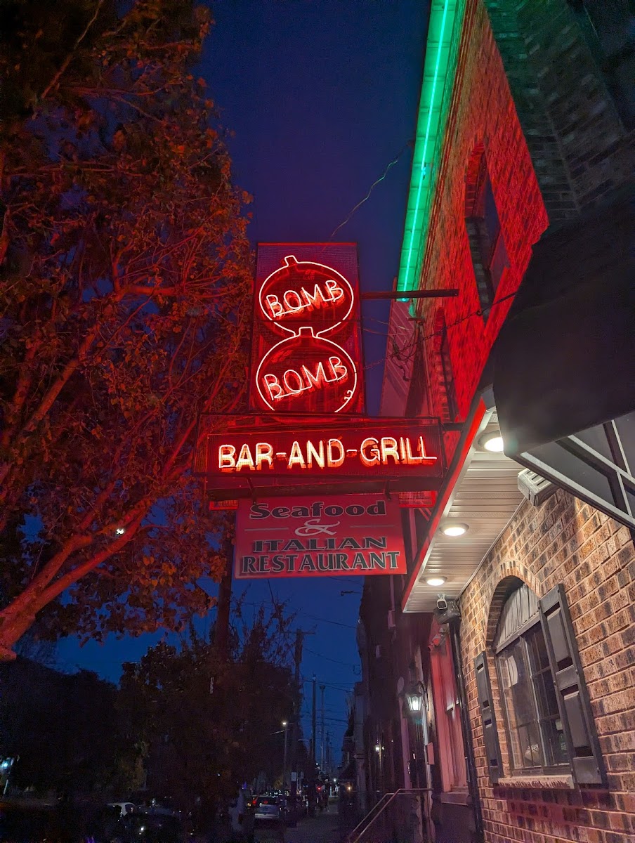 Bomb Bomb Bar