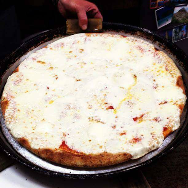 Pizzeria La Fontana Photo 3
