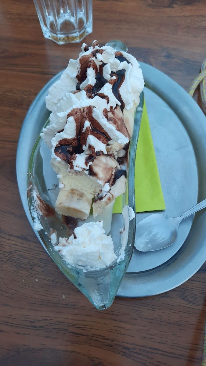 ENZO HERRIEDEN Pizza Burger Eis Photo 6