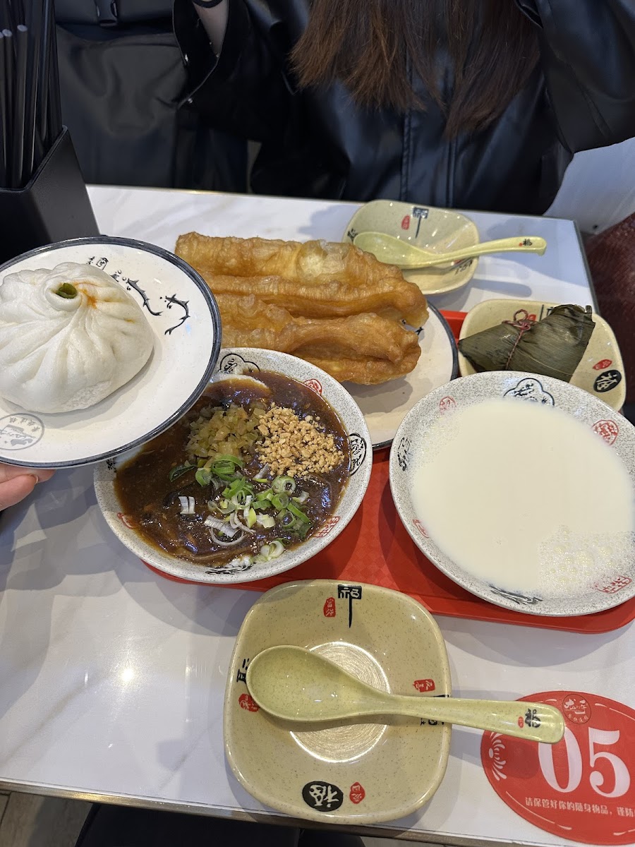 龙抄手韩包子早点 BAO PETIT DÉJEUNER Photo 5