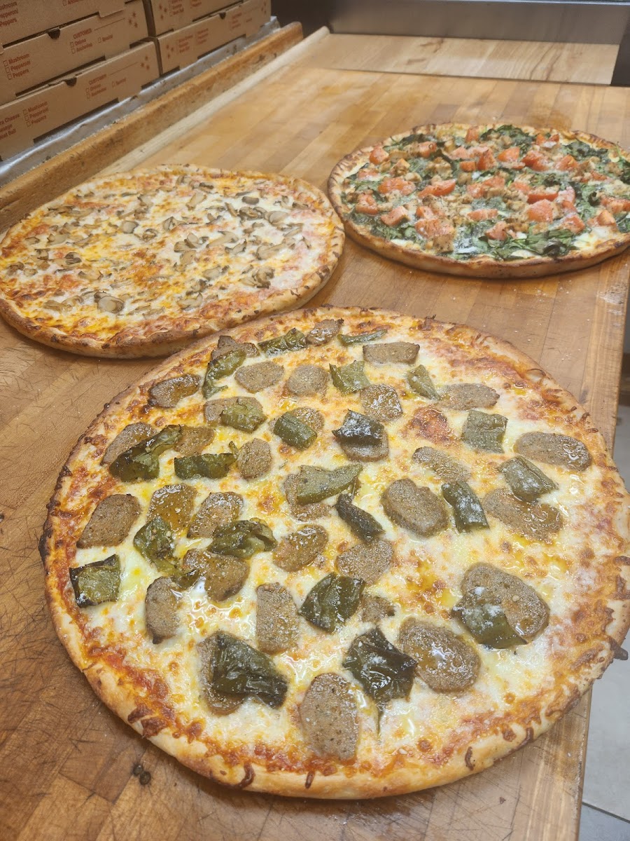 Tony's Pizzeria & Sports Bar Photo 7