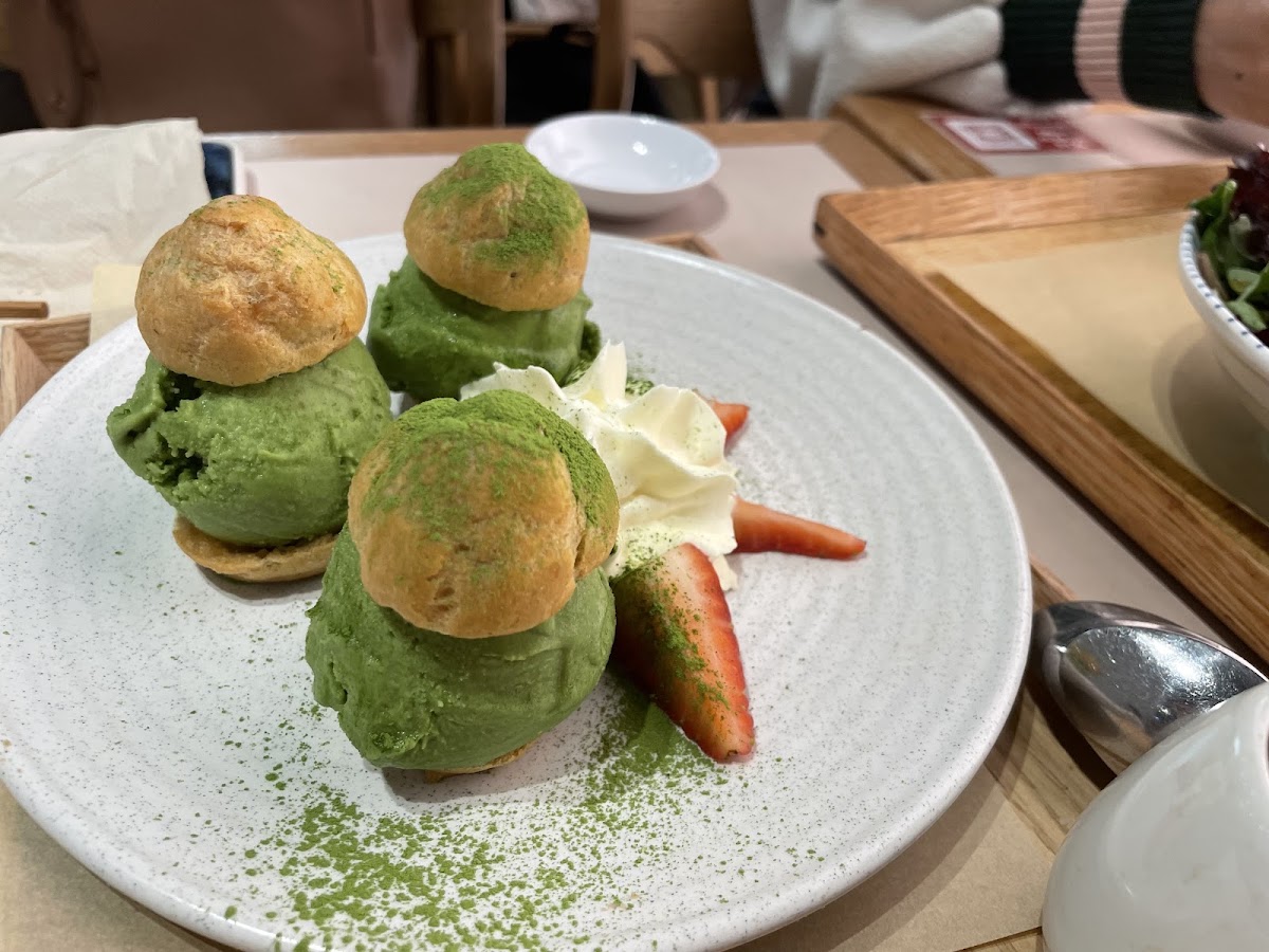Dopa Donburi and Dessert - Regent Place Photo 8