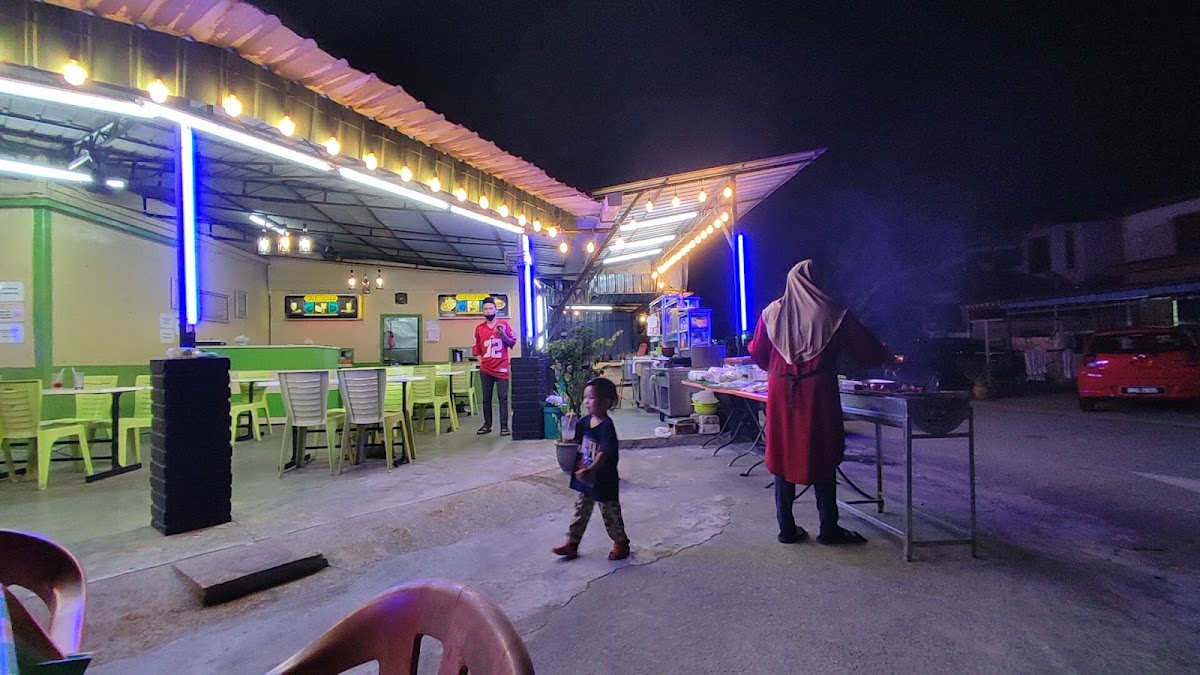 ERA TOMYAM Photo 2