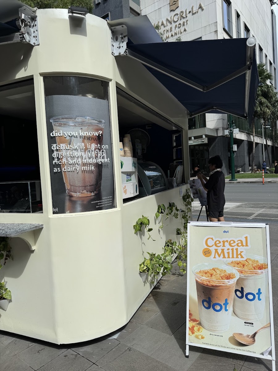 Dot Coffee | The Mind Museum Photo 7