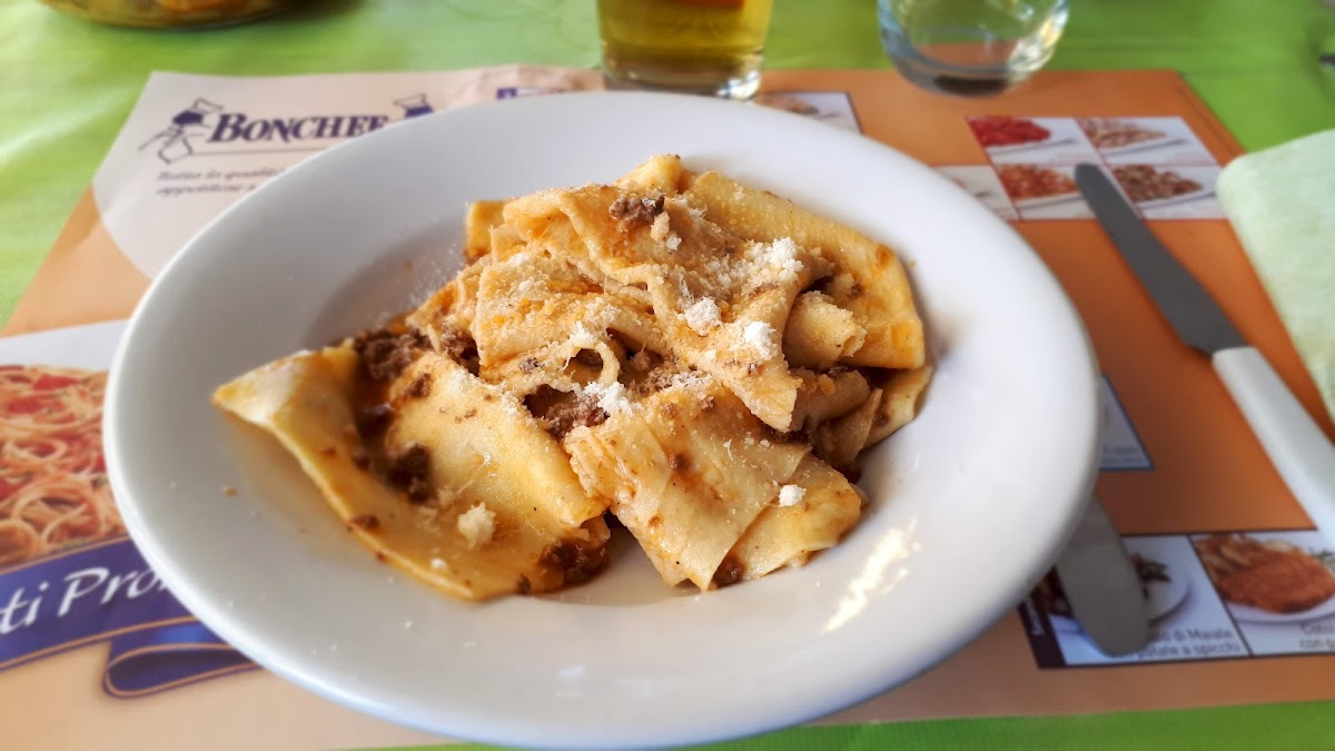 Pizzeria Circolo Misericordia Photo 7