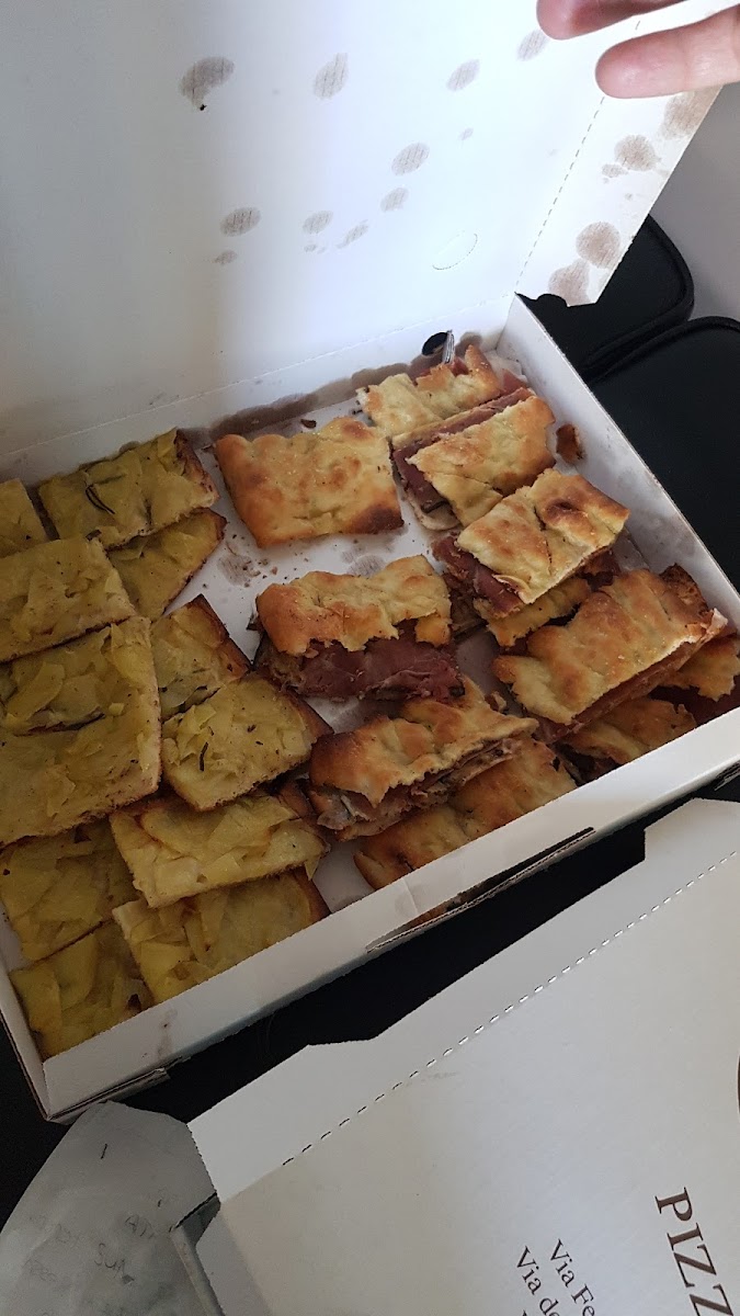 Pizza Luigi Photo 8