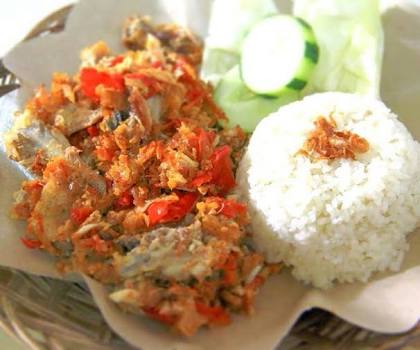 Ayam Geprek Algi Photo 3