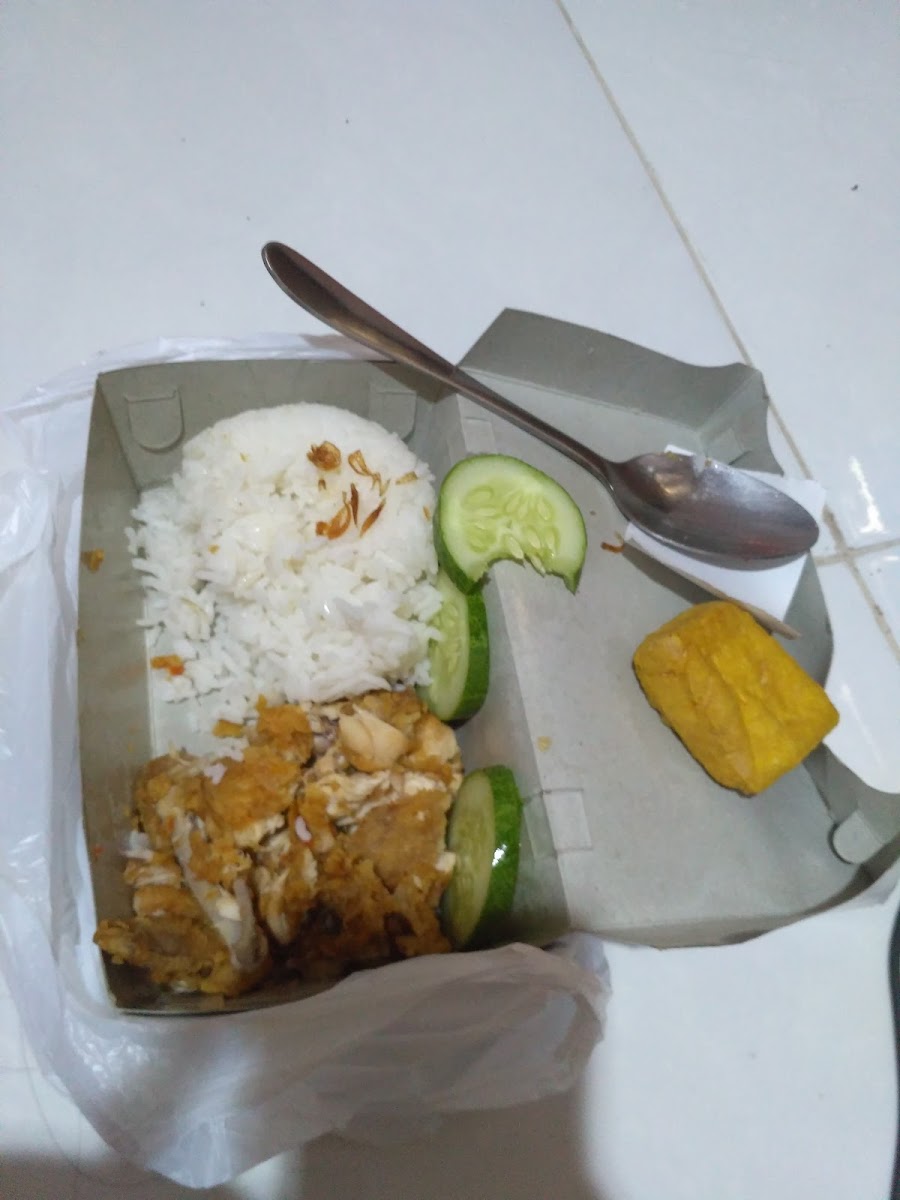 Ayam Geprek Algi Photo 5