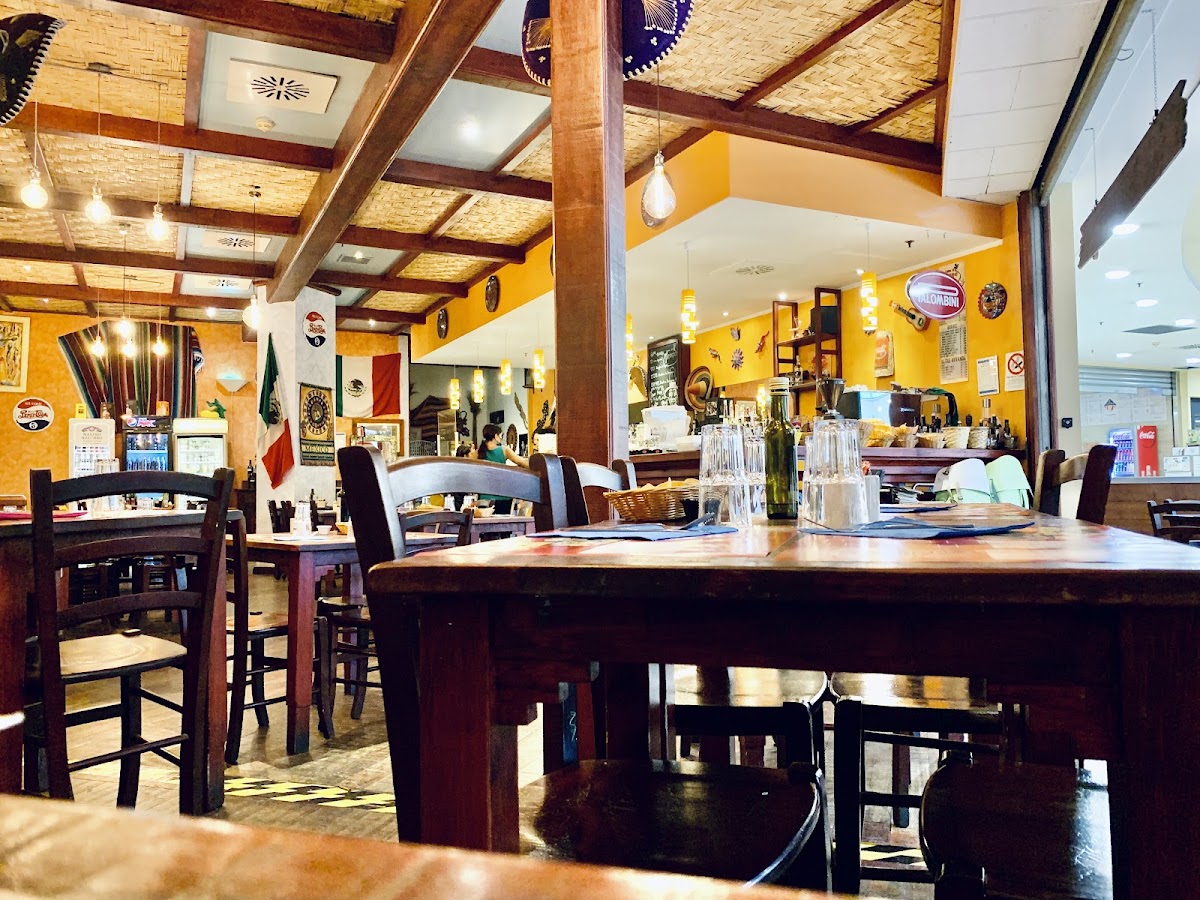 Corre El Tiempo Ristorante Bar 'Tex Mex' Photo 3