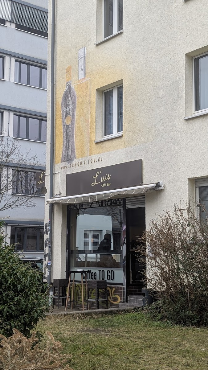 Bruno's Café Photo 3
