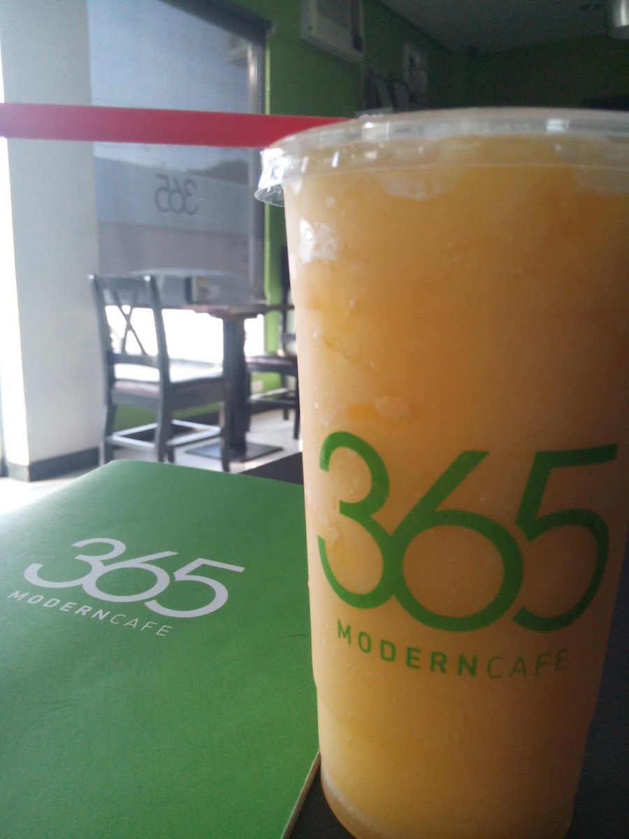 365 MODERN CAFE Photo 7