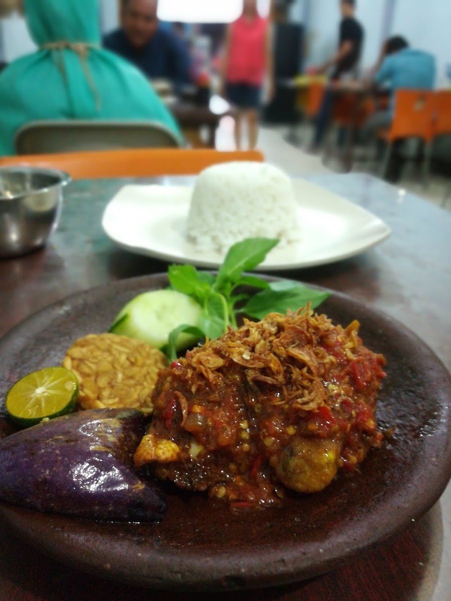 Wr. Ayam Kremes Endang Joko Photo 10