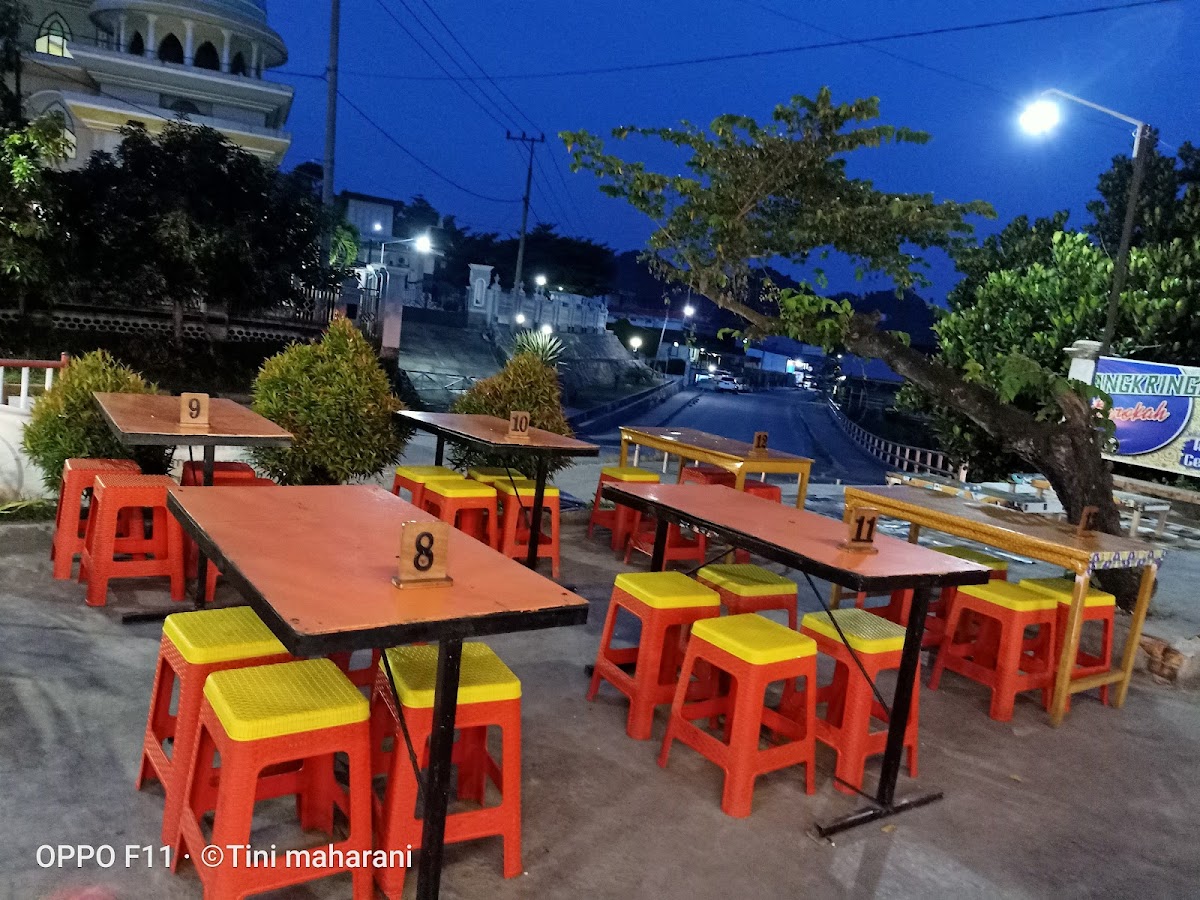 Angkringan Mini Cafe Lbk