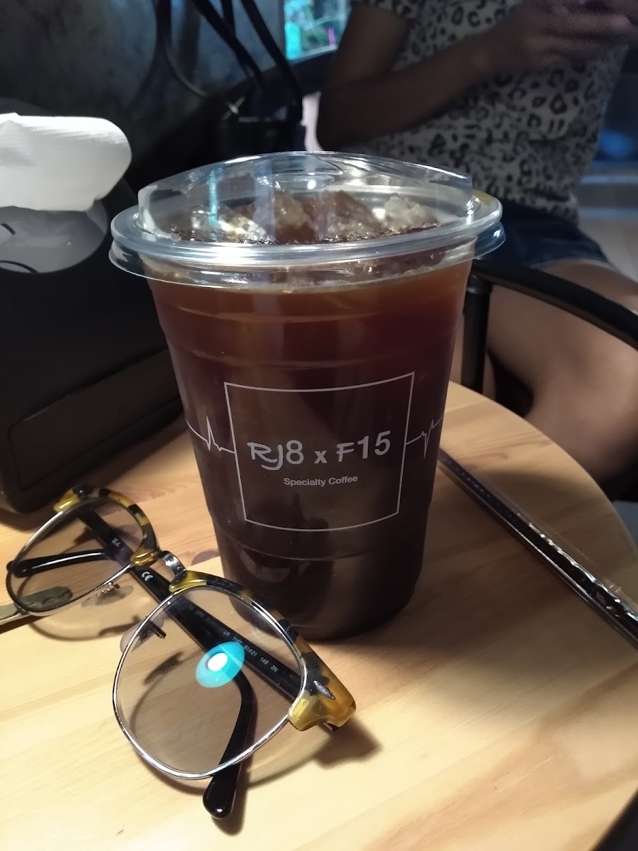 RJ8 x F15 Specialty Coffee Photo 10