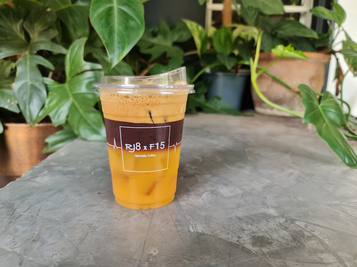 RJ8 x F15 Specialty Coffee Photo 8