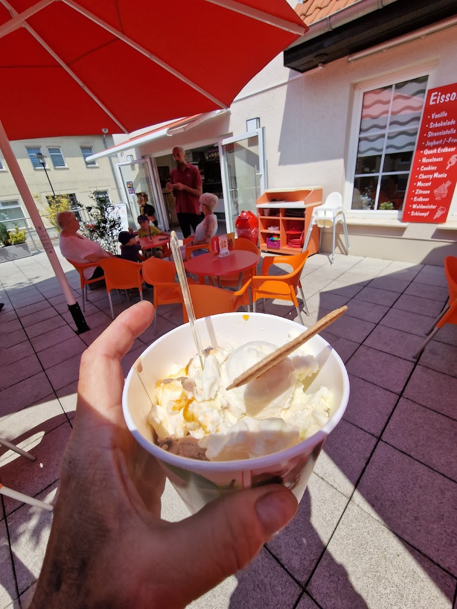 Das teuflisch gute Eiscafé Photo 5