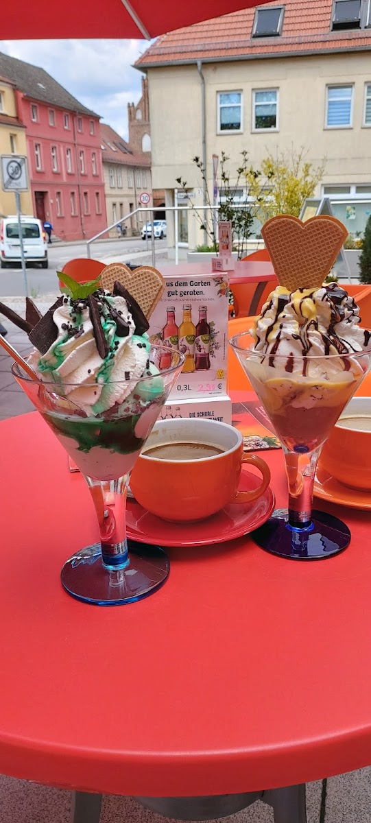 Das teuflisch gute Eiscafé Photo 9