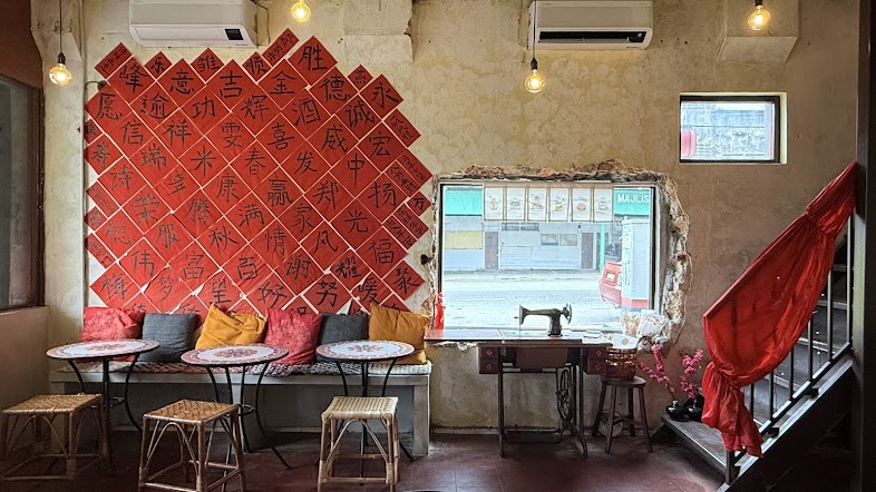 赫 De' H Cafe & Bakery Photo 4