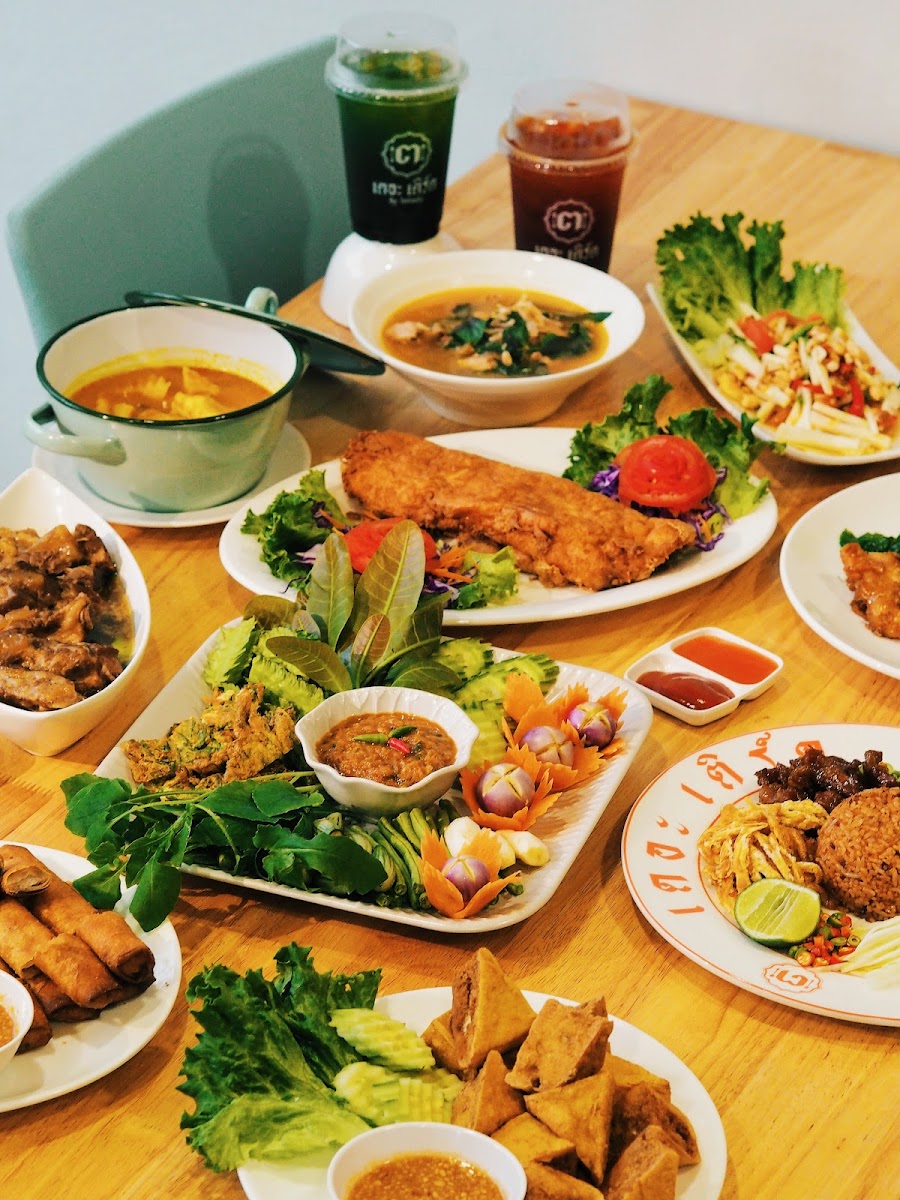 เดอะ เติร์ด บาย โกดังแซ่บ (The Third Restaurant) Photo 3