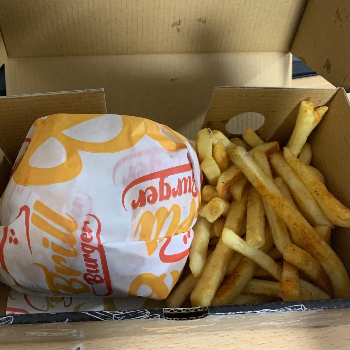 Brill Burger Photo 7