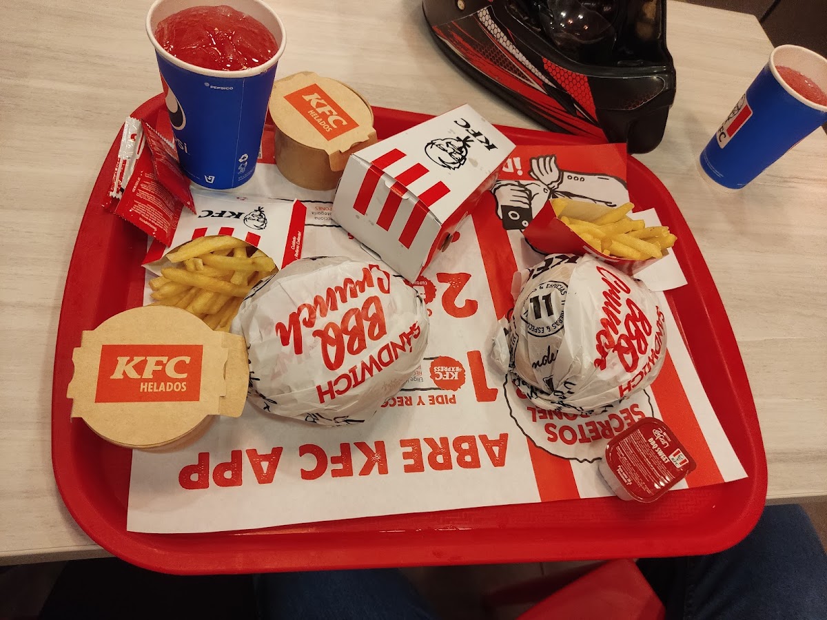 Kentucky Fried Chicken | Rodadero Photo 5