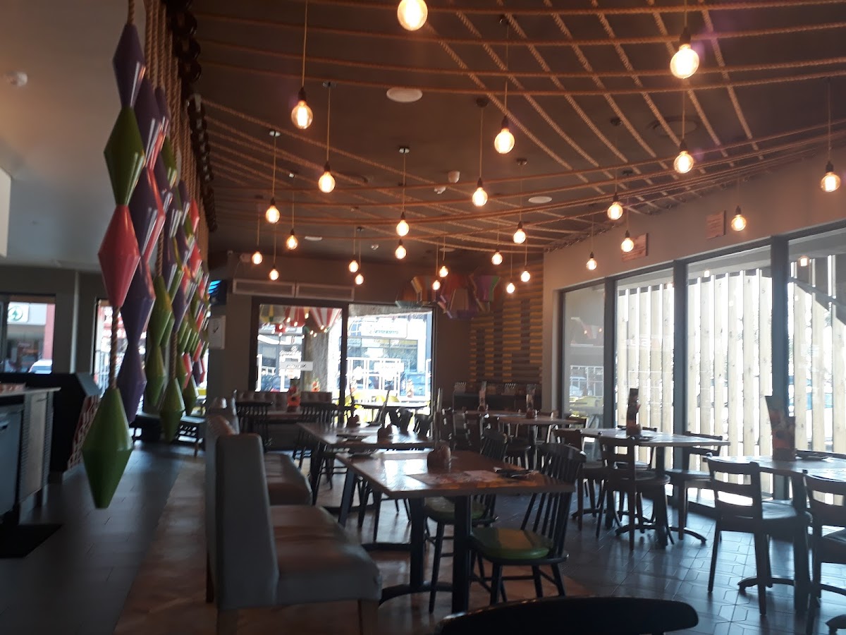 Nando's Empangeni Drive Thru Photo 6