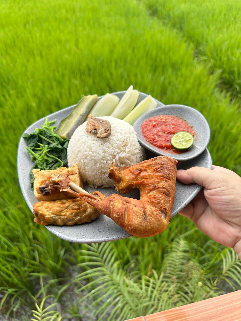 Warung Alphard Photo 4