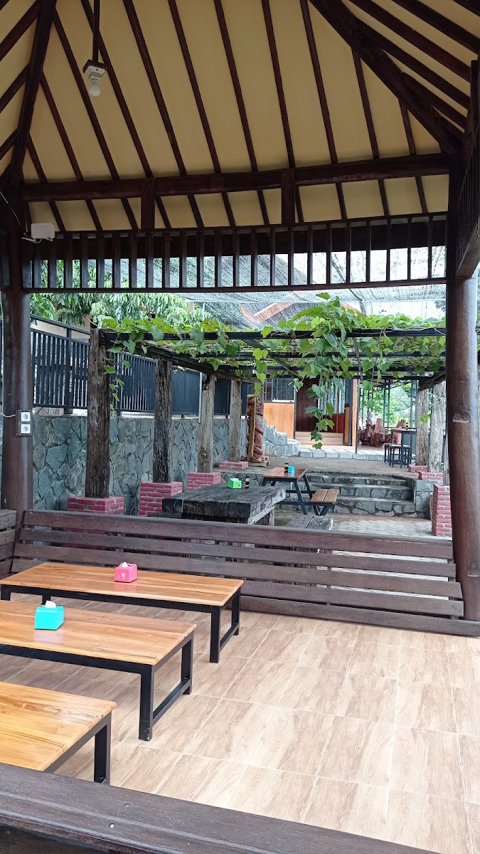 Elbano's Cafe