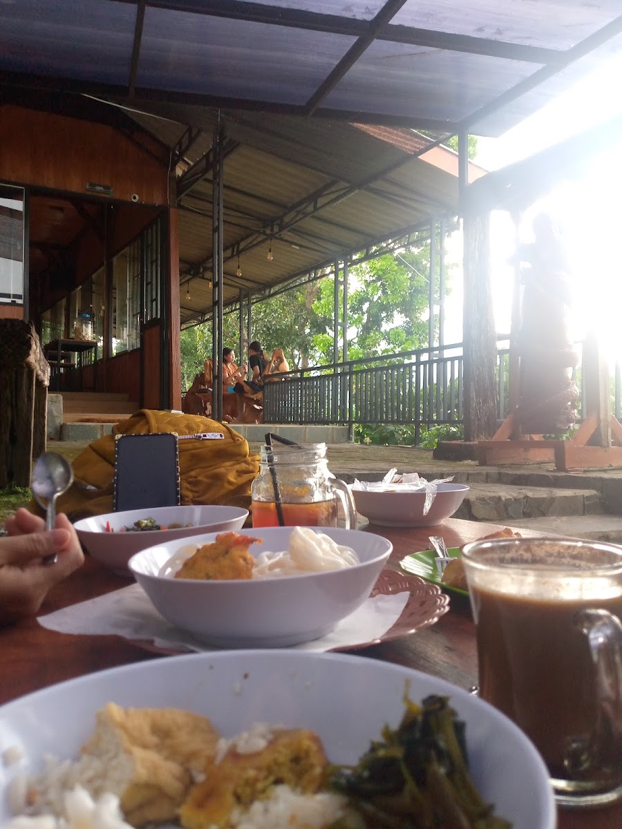 Elbano's Cafe Photo 9