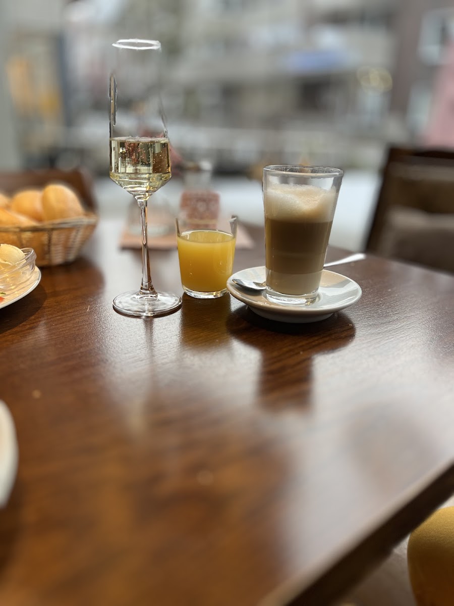 STADT Café Photo 7