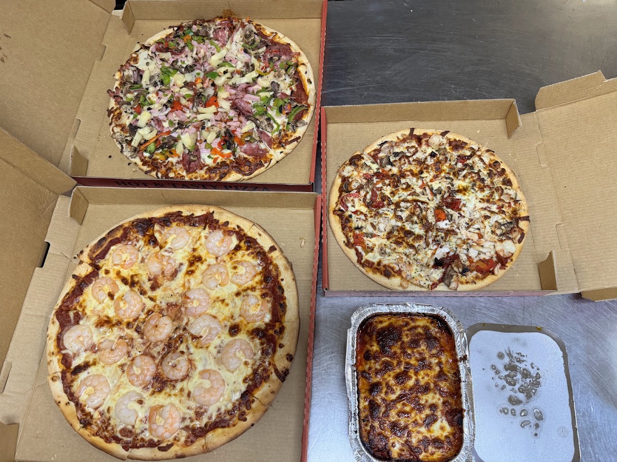 Cesars Pizzeria Photo 2