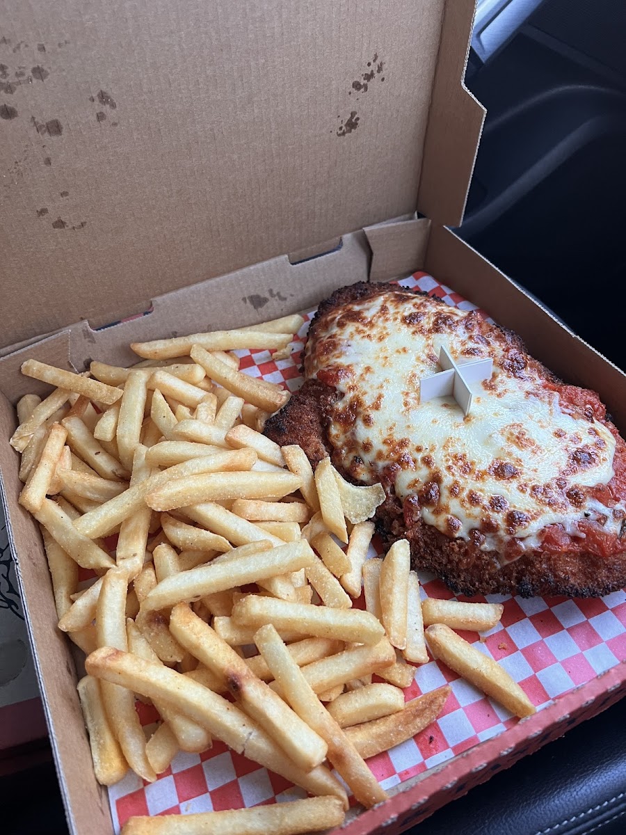 Cesars Pizzeria Photo 3